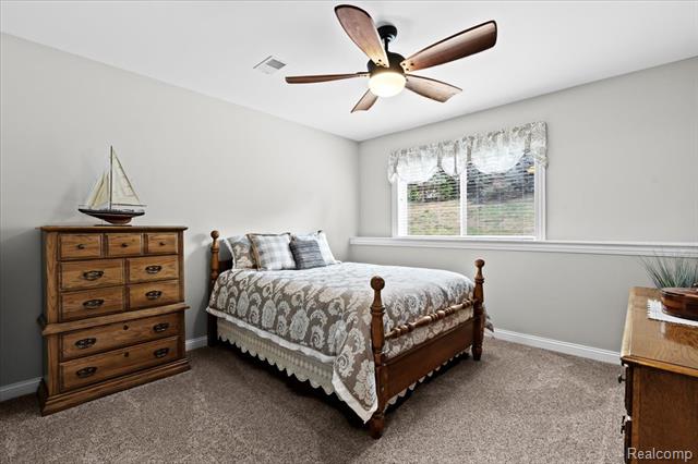 Builiding view thirty two for 68 Fox Hollow, Metamora, MI. 48455