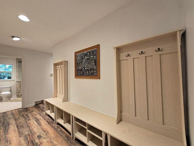 Builiding view eight for 4395 130Th, Hamilton, MI. 49419