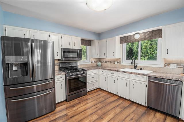 Builiding view fifteen for 6950 Meadowcreek, Hudsonville, MI. 49426