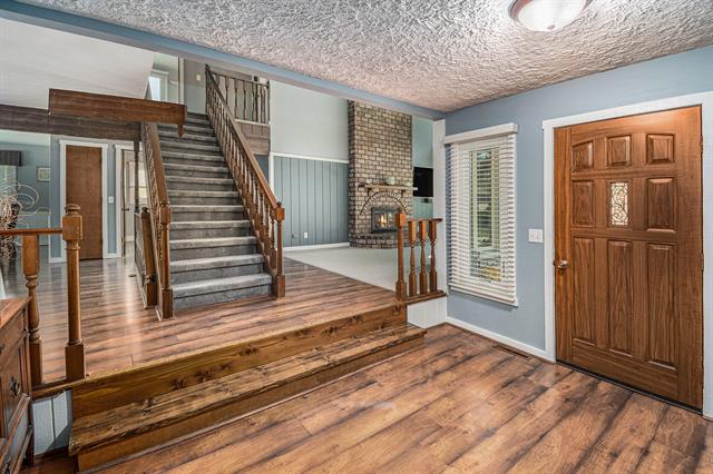 Builiding view four for 6950 Meadowcreek, Hudsonville, MI. 49426