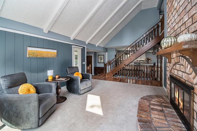 Builiding view six for 6950 Meadowcreek, Hudsonville, MI. 49426