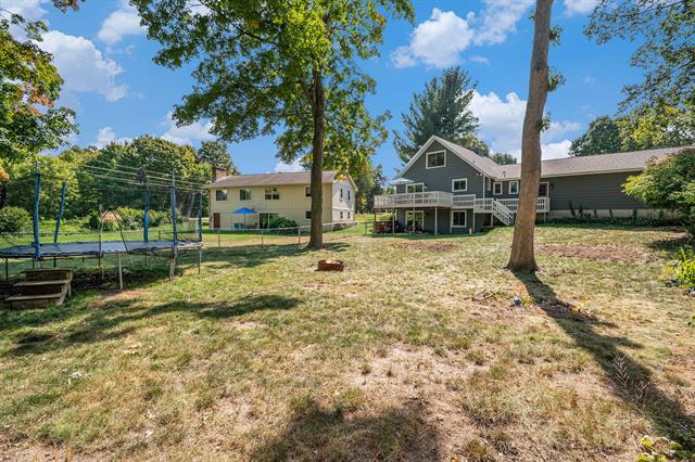 Builiding view twenty eight for 6950 Meadowcreek, Hudsonville, MI. 49426