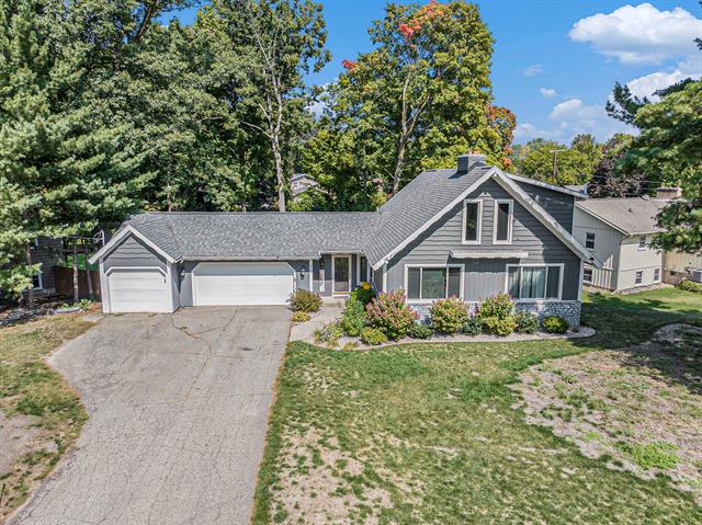 Builiding view twenty nine for 6950 Meadowcreek, Hudsonville, MI. 49426