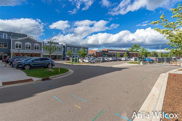 Builiding view fifty for 7713 Fase, Ada, MI. 49301