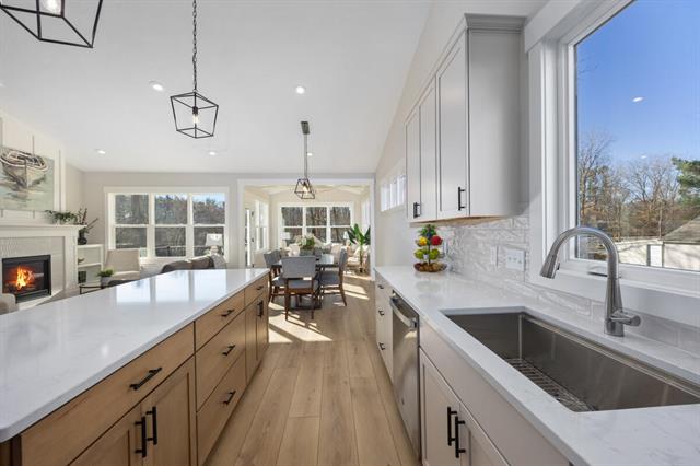 Builiding view three for 7713 Fase, Ada, MI. 49301