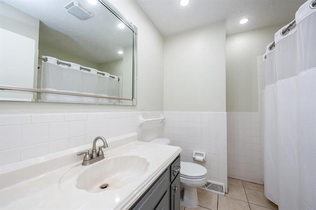 Builiding view eleven for 6399 Jericho, Stevensville, MI. 49127