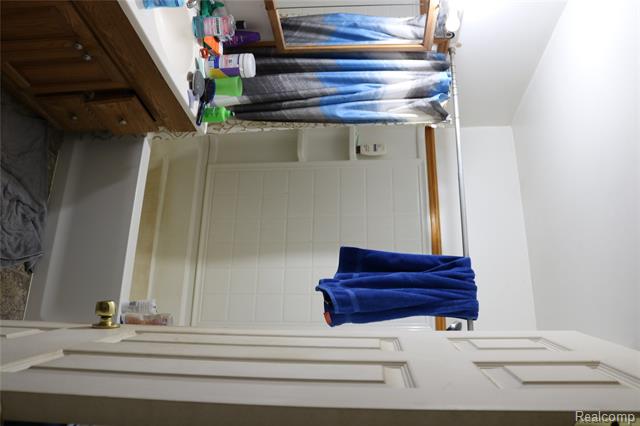 Builiding view eight for 5794 Arbela, Millington, MI. 48746