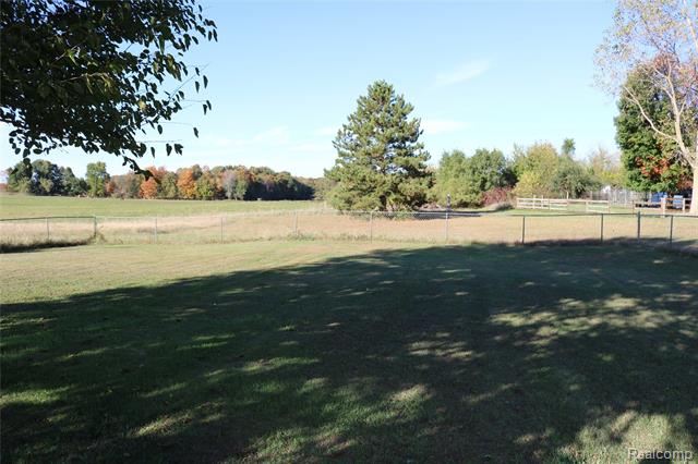 Builiding view fourteen for 5794 Arbela, Millington, MI. 48746