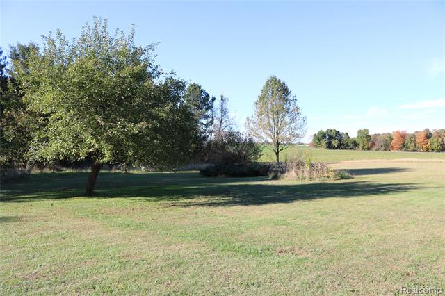 Builiding view three for 5794 Arbela, Millington, MI. 48746