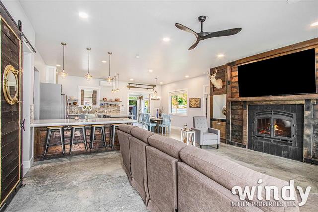 Builiding view twelve for 4958 Forest Park, Watervliet, MI. 49098