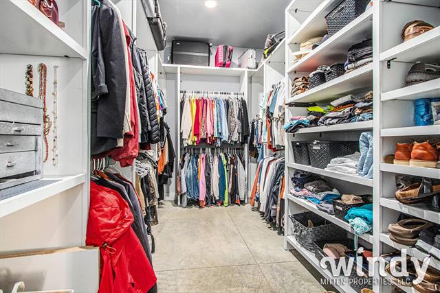 Builiding view twenty two for 4958 Forest Park, Watervliet, MI. 49098