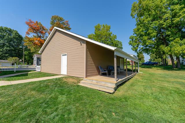 Builiding view thirty one for 3524 B, East Leroy, MI. 49051