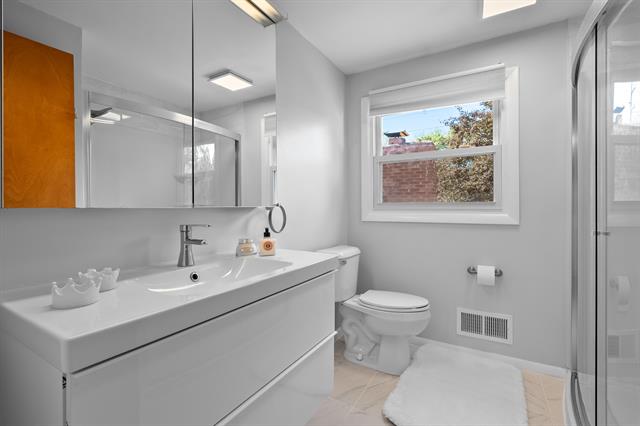 Builiding view twenty for 6238 Hampton, Portage, MI. 49024