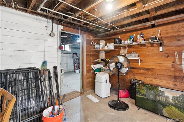 Builiding view eighteen for 280 Main, Imlay City, MI. 48444