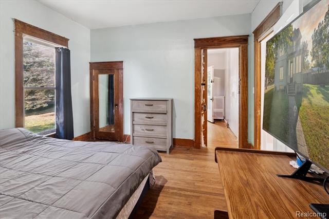 Builiding view ten for 280 Main, Imlay City, MI. 48444