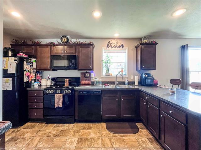 Builiding view eleven for 3667 Falcons Nest, White Lake, MI. 48383