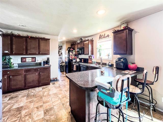 Builiding view seven for 3667 Falcons Nest, White Lake, MI. 48383