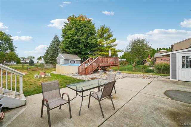 Builiding view twenty seven for 9060 Wildwood Lake, Whitmore Lake, MI. 48189