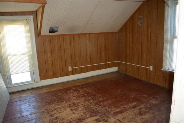 Builiding view ten for 714 Nebobish, Bay City, MI. 48708