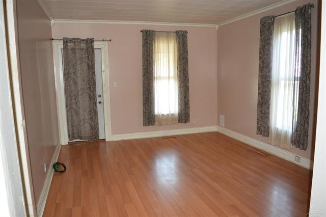 Builiding view two for 714 Nebobish, Bay City, MI. 48708