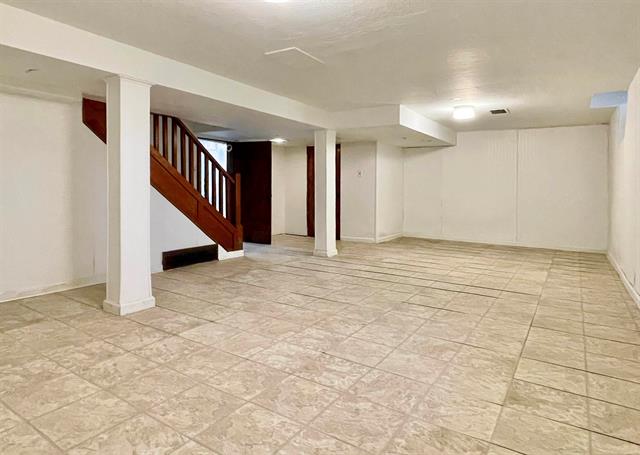 Builiding view thirty eight for 180 Fisher, Grosse Pointe, MI. 48236