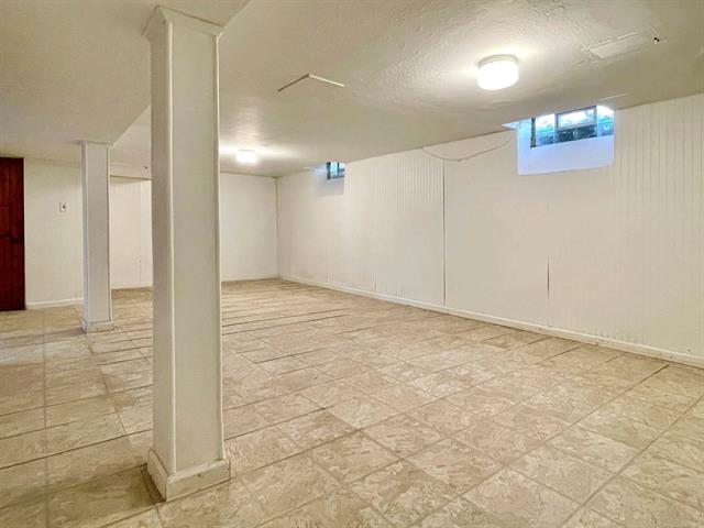 Builiding view thirty seven for 180 Fisher, Grosse Pointe, MI. 48236