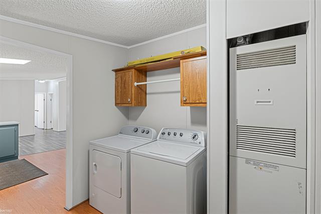 Builiding view fifteen for 255 Grissom, Flushing, MI. 48433