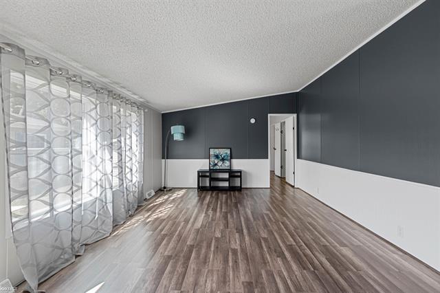 Builiding view five for 255 Grissom, Flushing, MI. 48433