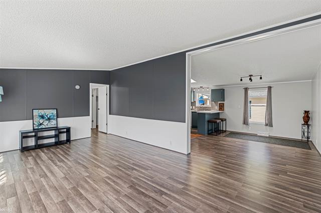 Builiding view four for 255 Grissom, Flushing, MI. 48433