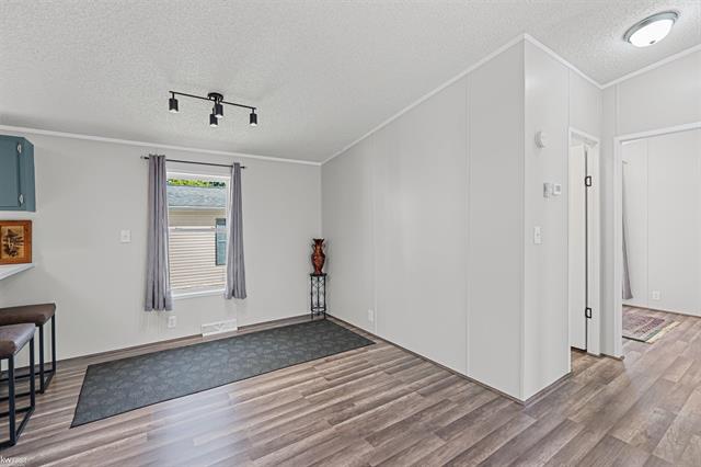 Builiding view twelve for 255 Grissom, Flushing, MI. 48433