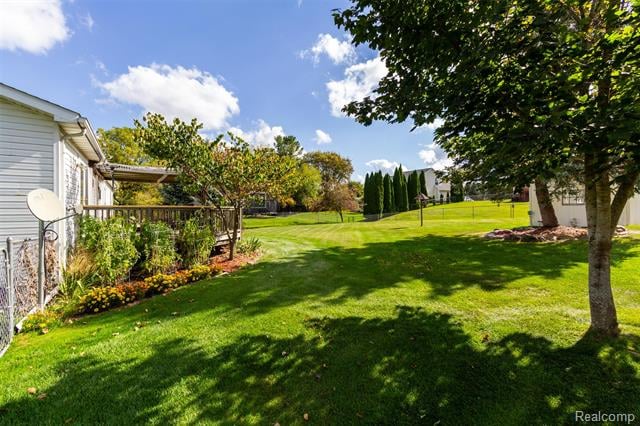 Builiding view thirty seven for 11270 Linda Kay, Goodrich, MI. 48438