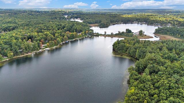 Builiding view thirty nine for 13483 Oakcrest, Gowen, MI. 49326