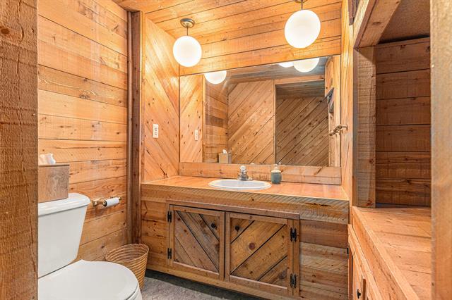 Builiding view twenty four for 13483 Oakcrest, Gowen, MI. 49326