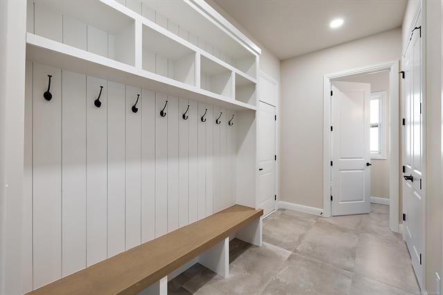 Builiding view eighteen for 57116 Veridian, Washington, MI. 48094