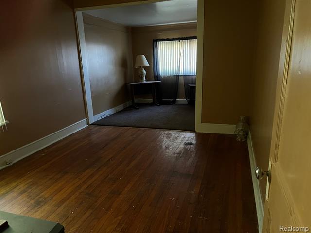 Builiding view five for 618 Pulaski, Flint, MI. 48505