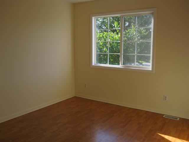 Builiding view fifteen for 306 Cambridge, Dexter, MI. 48130