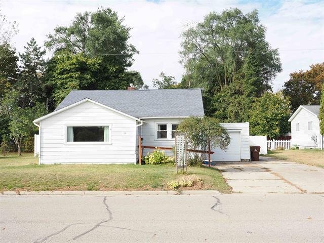 front view for 311 Union Street, Saint Louis, Mi. 48880