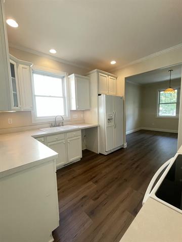 Builiding view eight for 1231 Blue Heron, Ludington, MI. 49431