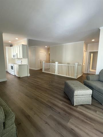 Builiding view ten for 1231 Blue Heron, Ludington, MI. 49431