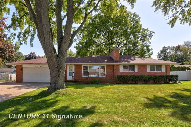 front view for 3595 Holly Lane, Saginaw, Mi. 48604