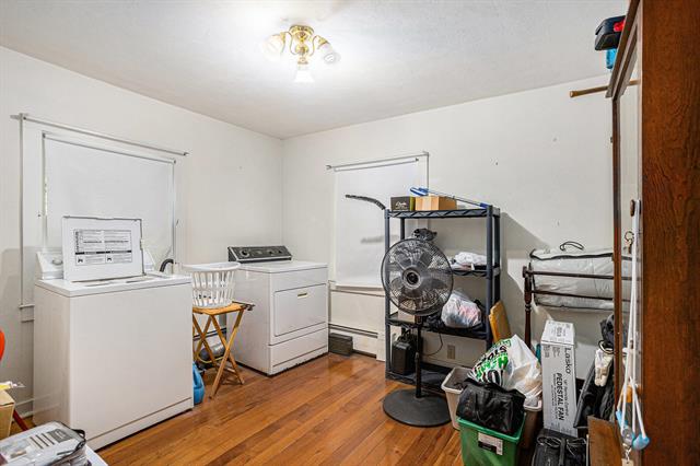 Builiding view ten for 120 Woodrow, Battle Creek, MI. 49015