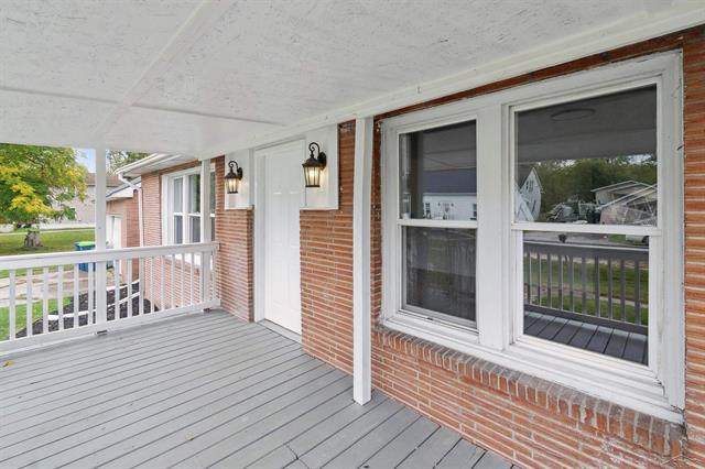 Builiding view thirty four for 755 Sherman, Saginaw, MI. 48604