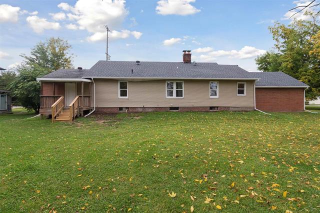 Builiding view thirty seven for 755 Sherman, Saginaw, MI. 48604