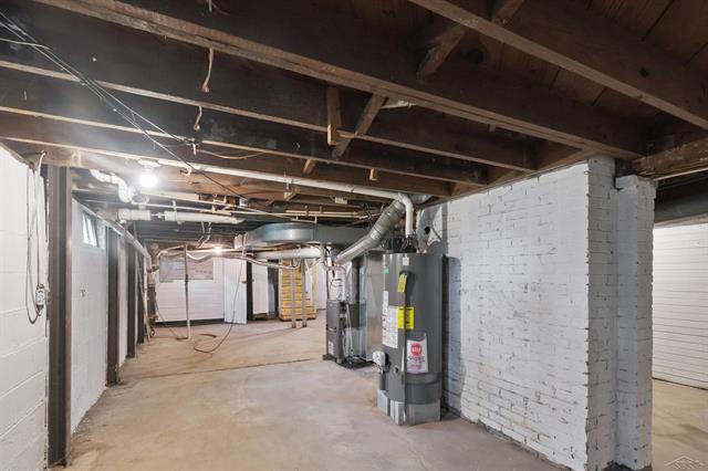 Builiding view twenty five for 755 Sherman, Saginaw, MI. 48604