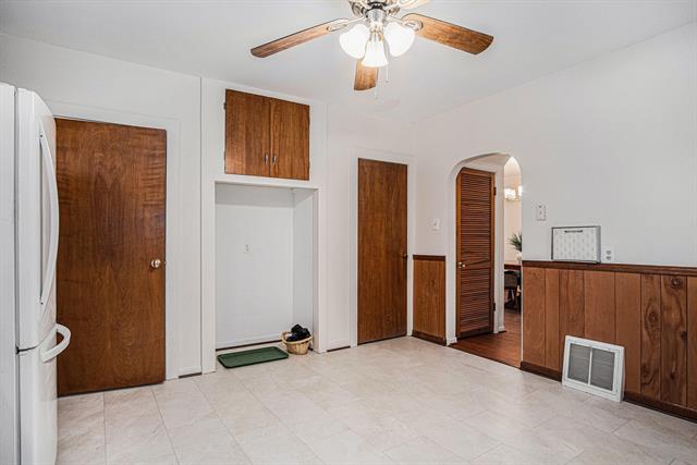 Builiding view thirteen for 2222 Hoyle, Grand Rapids, MI. 49544