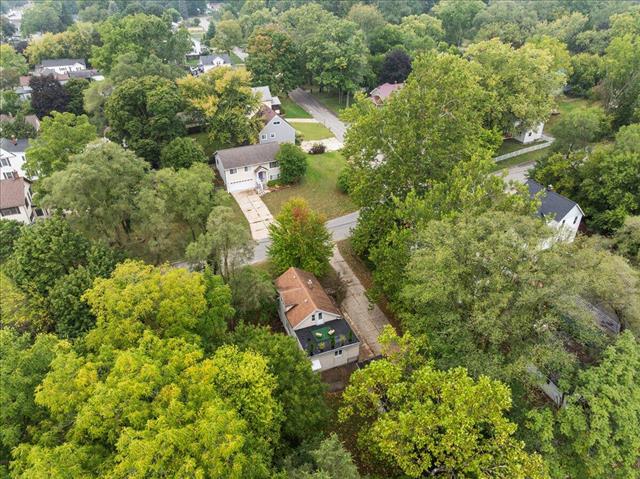 Builiding view thirty three for 2222 Hoyle, Grand Rapids, MI. 49544