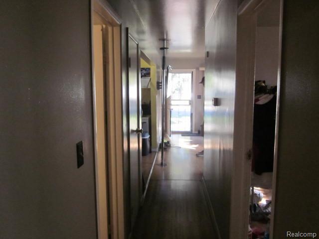 Builiding view three for 19651 Lyndon, Detroit, MI. 48223