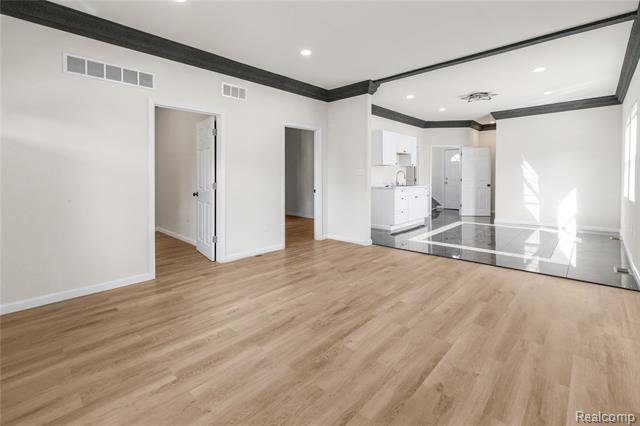 Builiding view four for 5228 Elmer, Detroit, MI. 48210