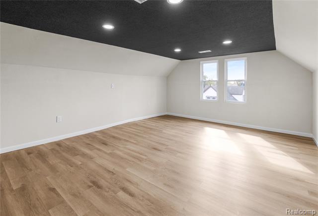 Builiding view twenty one for 5228 Elmer, Detroit, MI. 48210