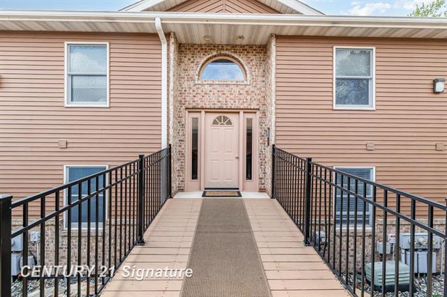 front view for 8231 Midland Road, Freeland, Mi. 48623